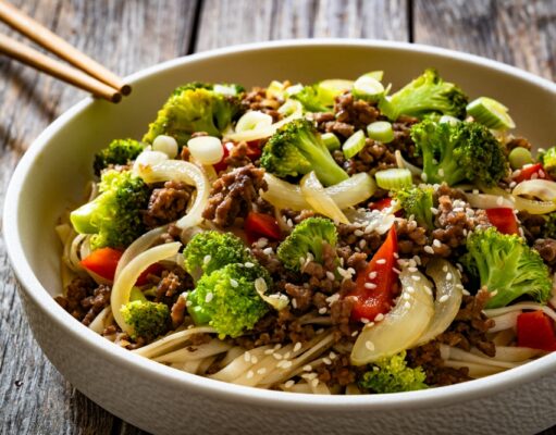 Salteado de carne a la naranja con brócoli y morrón salteado