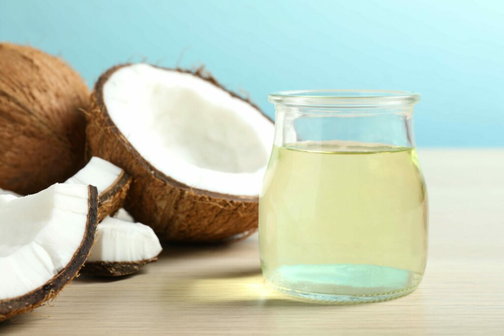 6 usos domésticos del aceite de coco