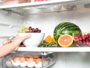5 cosas que debe sacar de la heladera