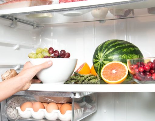 5 cosas que debe sacar de la heladera