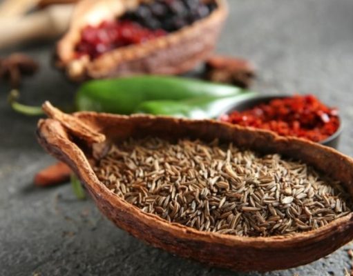 Descubra los usos medicinales y culinarios del comino
