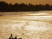 En balsa por el Nilo