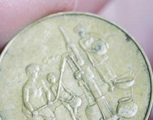 La otra cada de la caridad.