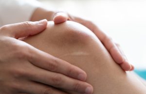 ¿Por qué con la edad salen más moretones? Revista Selecciones