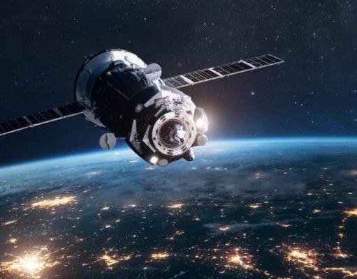 ¿Cómo llegan a nosotros las imágenes captadas por satélites? ¿Cómo llegan a nosotros las imágenes captadas por satélites?