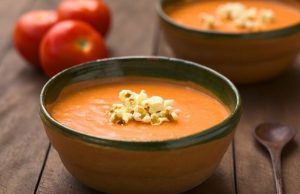 Sopa exprés: crema de papas y tomate Sabor de Casa