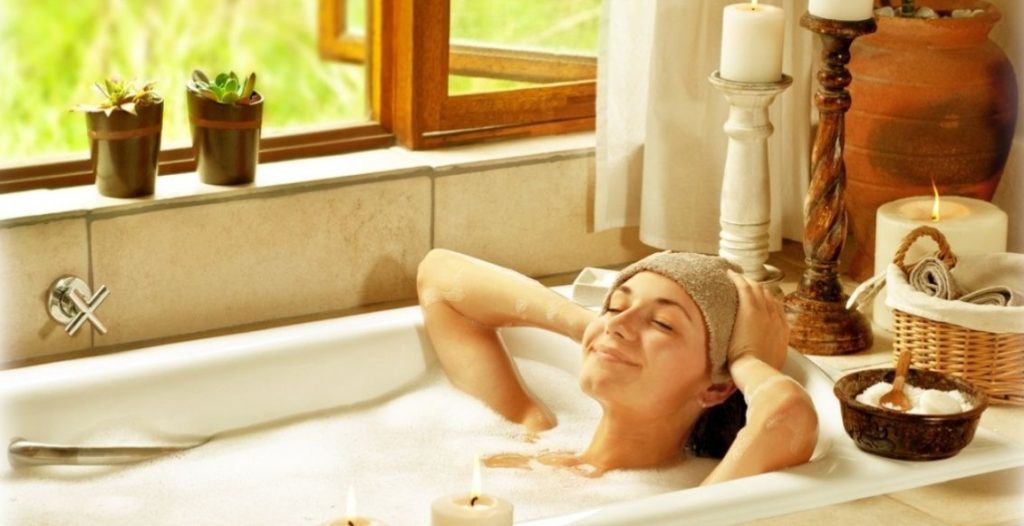 5 baños de inmersión que alivian malestares - Selecciones