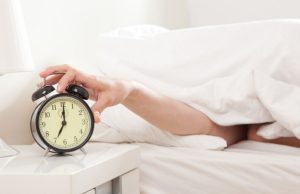 ¿Cómo se levantaban cuando no existía el despertador? Revista Selecciones