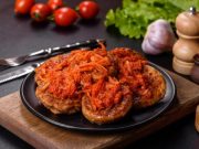 Albóndigas de merluza en salsa de tomate