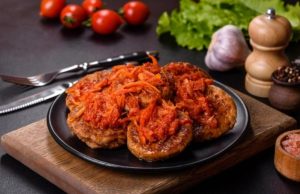 Albóndigas de merluza en salsa de tomate Revista Selecciones