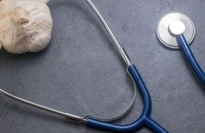 ¡Aliado del corazón! Porqué es beneficioso comer ajo Revista Selecciones