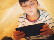 Cómo proteger a sus hijos -y a su bolsillo- en internet