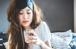 Cómo recuperarse de haber bebido una copa de más Revista Selecciones