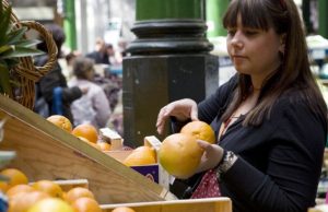 Tendencias: beneficios de comprar en su comercio local Revista Selecciones