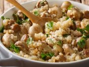 Receta de quínoa con puerros y hongos