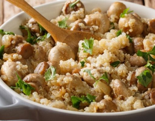 Receta de quínoa con puerros y hongos