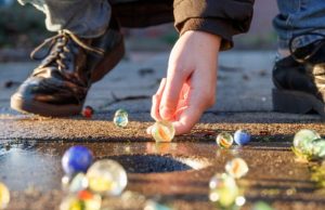 ¿Cómo se juega a las canicas? como se juega a las canicas