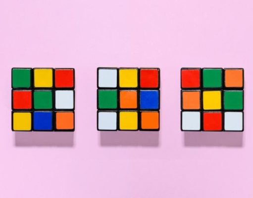 La historia detrás del cubo Rubik