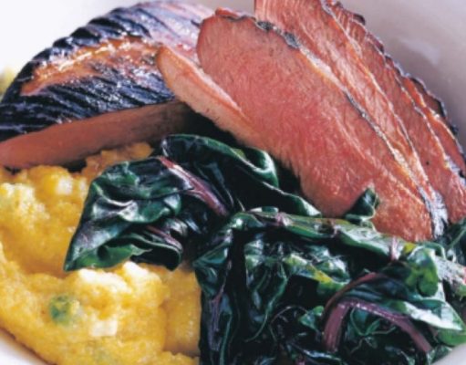 Pechuga de pato asada con polenta
