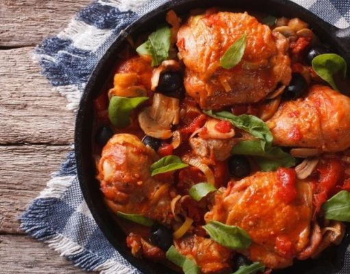 Pollo estilo cacciatore