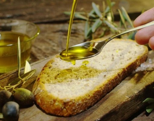 ¿Por qué son tan caros el aceite de oliva y el azafrán?
