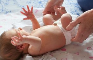 Mitos y verdades: primeros días del bebé en casa Revista Selecciones