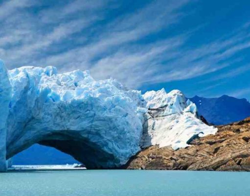Puente de hielo en el Glaciar Perito Moreno