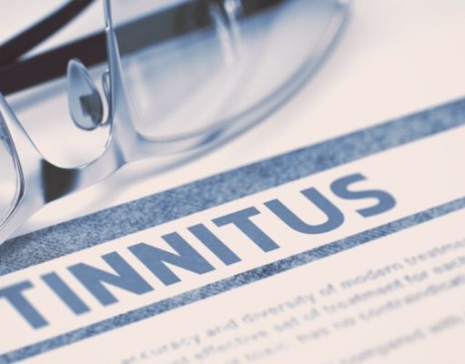 ¿Por qué nos zumban los oídos cuando no hay ruido?