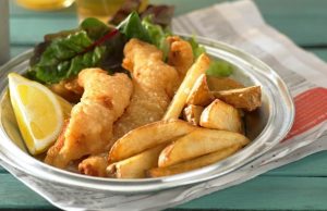 Receta sencilla y deliciosa de pescado y fritas Revista Selecciones