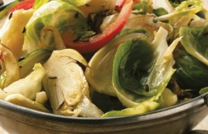 Repollitos de Bruselas con morrón rojo y alcaravea Sabor de Casa