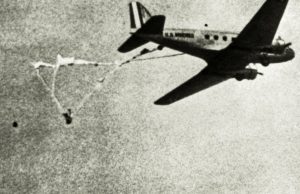 Así salvaron a este soldado de un salto defectuoso en paracaídas Revista Selecciones