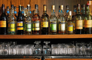 Solo dos monjes conocen la receta de un elixir ancestral Revista Selecciones