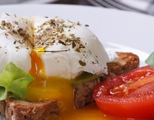 Técnica culinaria: cómo preparar un huevo escalfado