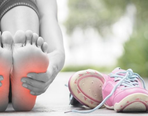 Los mejores tips para aliviar pies hinchados