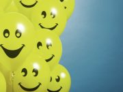 8 maneras de hacer (y conservar) amigos nuevos Cómo hacer y conservar amigos nuevos