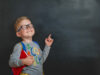 8 señales de que una persona es inteligente Niño inteligente