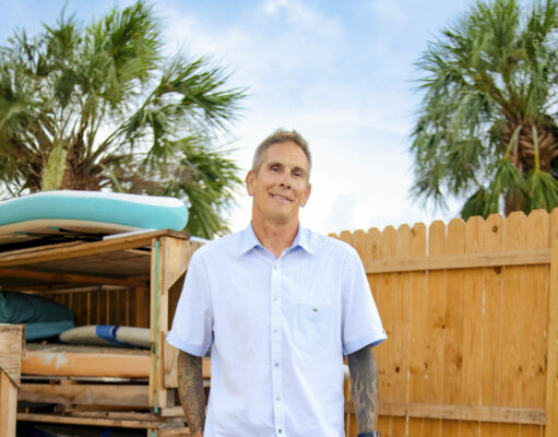 Un héroe en plena inundación Héroe de la inundación